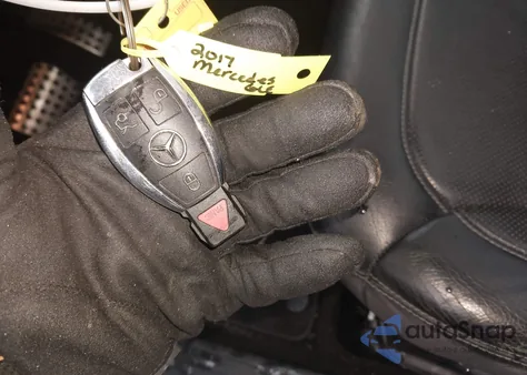 2017 Mercedes-Benz Amg Gle 43 Coupe 4Matic z USA, uszkodzony, nr VIN 4JGED6EB0HA075791